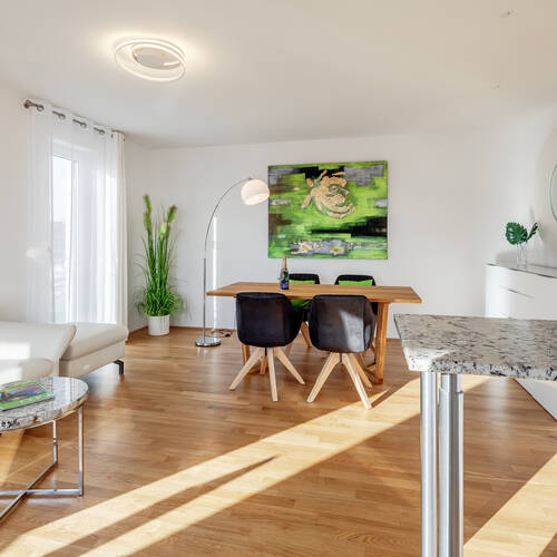 Wohnung mit 3 Zimmern | München-Aubing | 12136