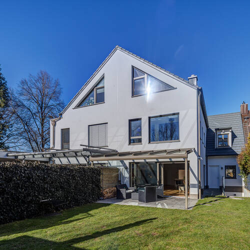 Doppelhaushälfte mit 5 Zimmern | München-Feldmoching | 12903