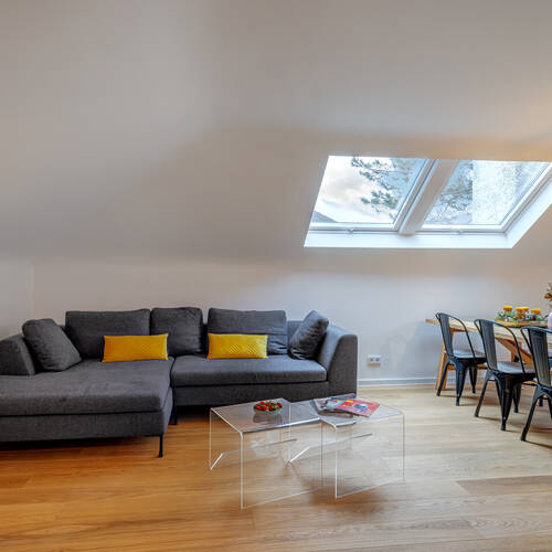 Wohnung mit 3.5 Zimmern | München-Feldmoching | 13775