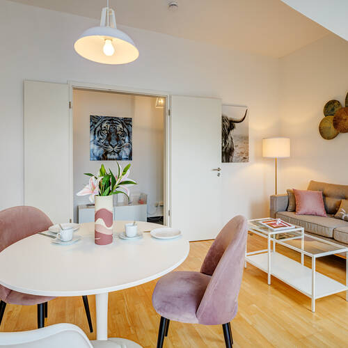 Dachgeschosswohnung mit 2 Zimmern | München-Schwabing | 13837