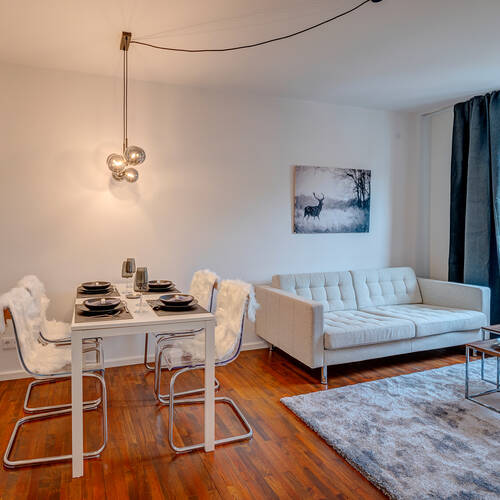 Wohnung mit 2 Zimmern | München-Maxvorstadt | 13953