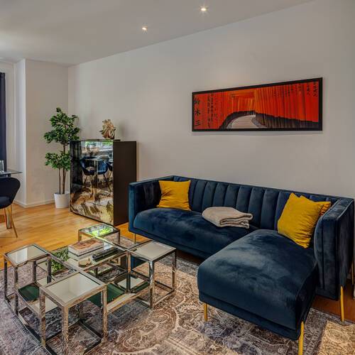 Wohnung mit 2.5 Zimmern | München-Thalkirchen | 14008