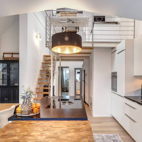 Dachgeschosswohnung mit 3.5 Zimmern | München-Fasangarten | 14268