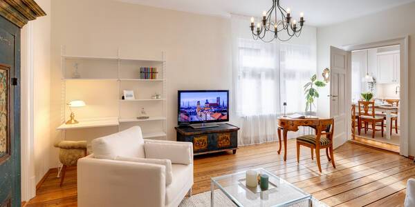Wohnung mit 2.5 Zimmern | München-Altstadt | 14355