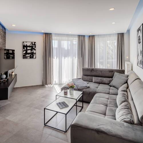 Wohnung mit 2 Zimmern | Haar | 14382