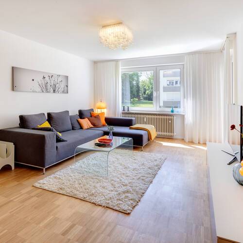 Wohnung mit 4 Zimmern | Stockdorf | 14451