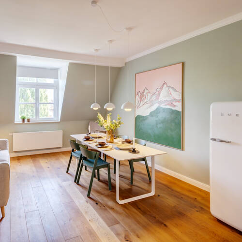 Dachgeschosswohnung mit 2 Zimmern | München-Neuhausen | 14555