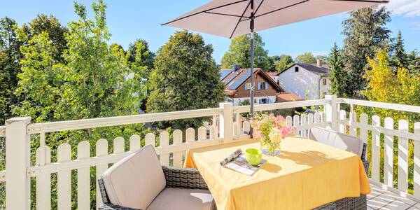 Dachgeschosswohnung mit 1.5 Zimmern | München-Lochhausen | 14586