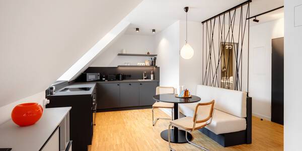 Apartment mit 1 Zimmer | München-Schwabing-West | 14593