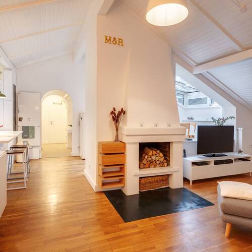 Wohnung mit 2.5 Zimmern | München-Solln | 14670