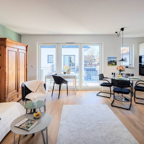 Wohnung mit 2 Zimmern | Gilching | 14684