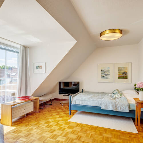 Dachgeschosswohnung mit 1 Zimmer | München-Obermenzing | 14927