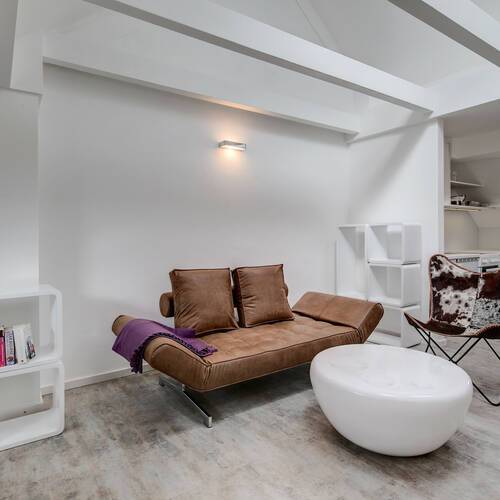 Dachgeschosswohnung mit 2 Zimmern | München-Maxvorstadt | 7242