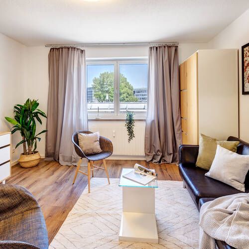 Wohnung mit 2.5 Zimmern | München-Berg am Laim | 7897
