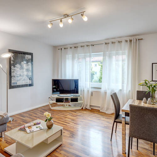 Wohnung mit 2 Zimmern | München-Schwabing | 8695