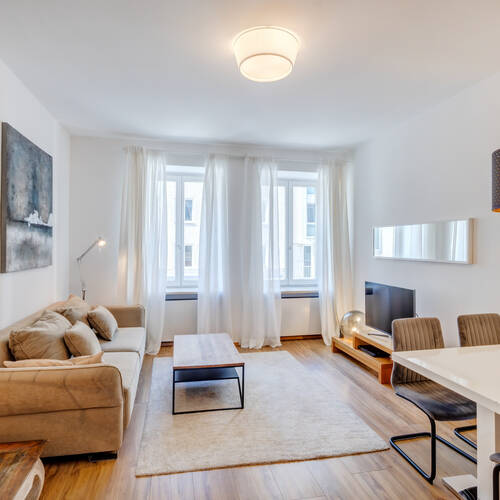 Wohnung mit 3 Zimmern | München-Maxvorstadt | 8789