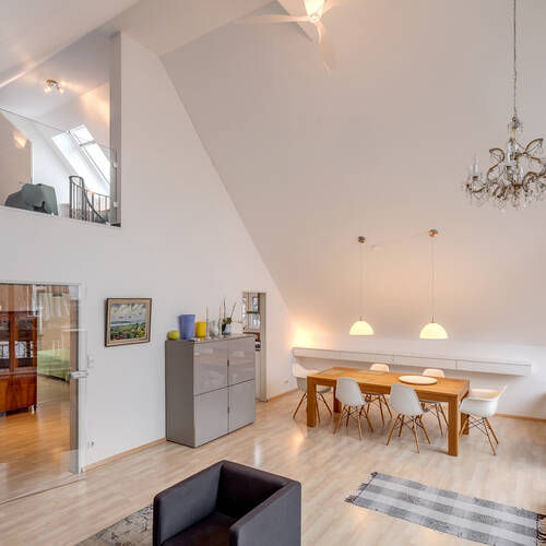 Wohnung mit 4 Zimmern | München-Nymphenburg-Gern | 9046