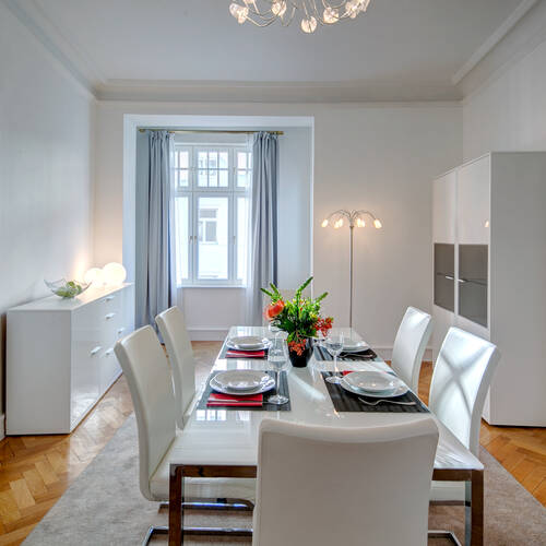 Wohnung mit 5 Zimmern | München-Maxvorstadt | 926