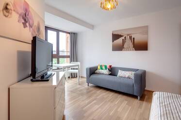 Schönes Apartment, unmittelbar bei BMW 