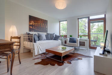 Sonnige 1-Zi-Wohnung mit separater Küche  