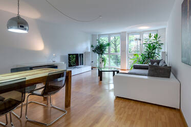 Modern möblierte 2-Zi-Wohnung in Schwabing
