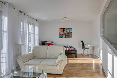 Helles &amp; sonniges Apartment in Berg am Laim
