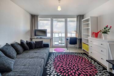 Theresienwiese, schöne, möblierte 1-Zi-Wohnung