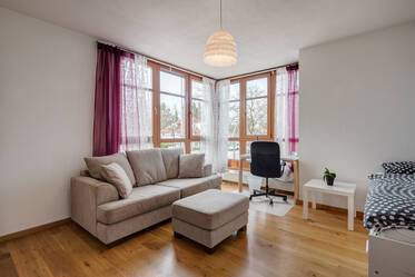 Schöne möblierte Wohnung in Hadern