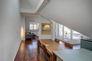 Dreimühlenviertel: sehr schöne, möbl. 2,5-Zi-Whg