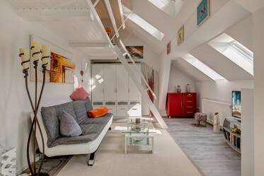 Helle 1,5-Zimmer Galeriewohnung in guter Wohnlage