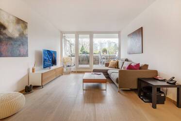 Sehr schöne moderne möblierte 3-Zimmer-Wohnung in München-Olympiadorf