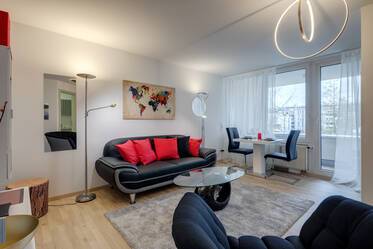 Neuwertig möblierte Wohnung in Laim