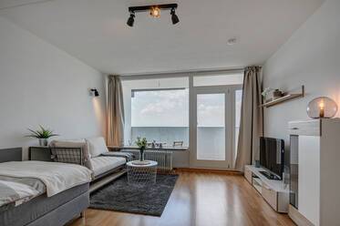 Helle, modern möblierte Wohnung im OEZ