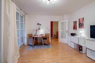 Sehr ruhige Wohnung mit altem Baumbestand