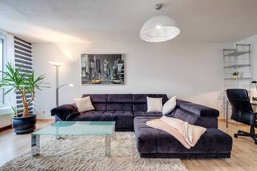 Helle 3-Zimmer Wohnung nähe U6, 2 Balkone 