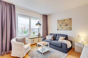 Sonniges Apartment mit Balkon