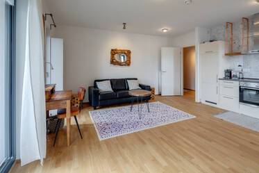 Sehr schöne möblierte Wohnung in Schwabing