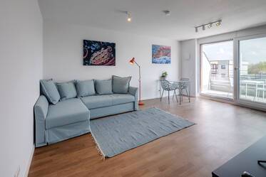 Helle, zeitlos möblierte 3-Zimmer Wohnung 