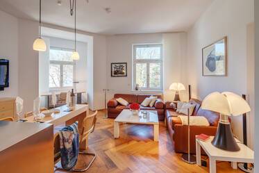 Elegante Altbauwohnung in Isarnähe