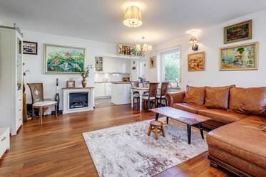 Helle 3-Zimmer Wohnung mit eigenem Garten