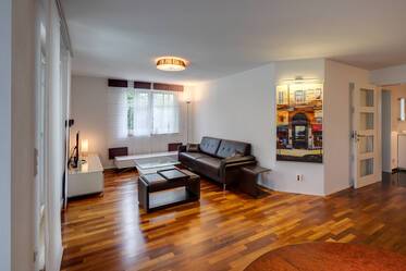 Hochwertige Maisonettewohnung mit Garten