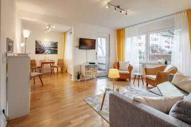 Ruhige Wohnung mit Balkon &amp; Blick ins Grüne