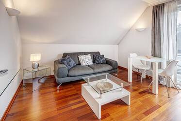 Helle möblierte 2-Zimmer-Wohnung zur Miete