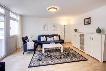 Helle, möblierte Wohnung in Neuhausen