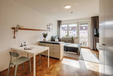 Nähe U- und S-Bahn Giesing, mit Balkon