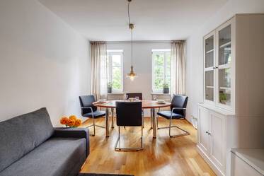 Möblierte Wohnung, zwei Schlafzimmer in guter Lage
