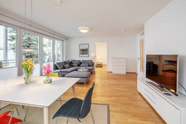 Sonnige 4-Zimmer Wohnung mit 3 Balkonen