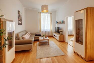 Nähe Rotkreuzplatz, helle 2-Zimmer-Wohnung