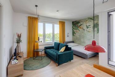 Neubau-Erstbezug mit Balkon