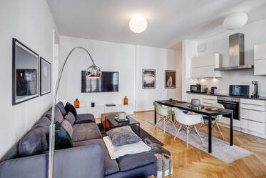 Wunderschöne modernisierte Altbauwohnung